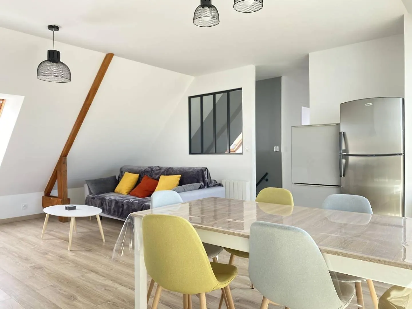 Apartment 303 - Appartement 3 Pieces Tres Lumineux En Plein Coeur De Frehel France